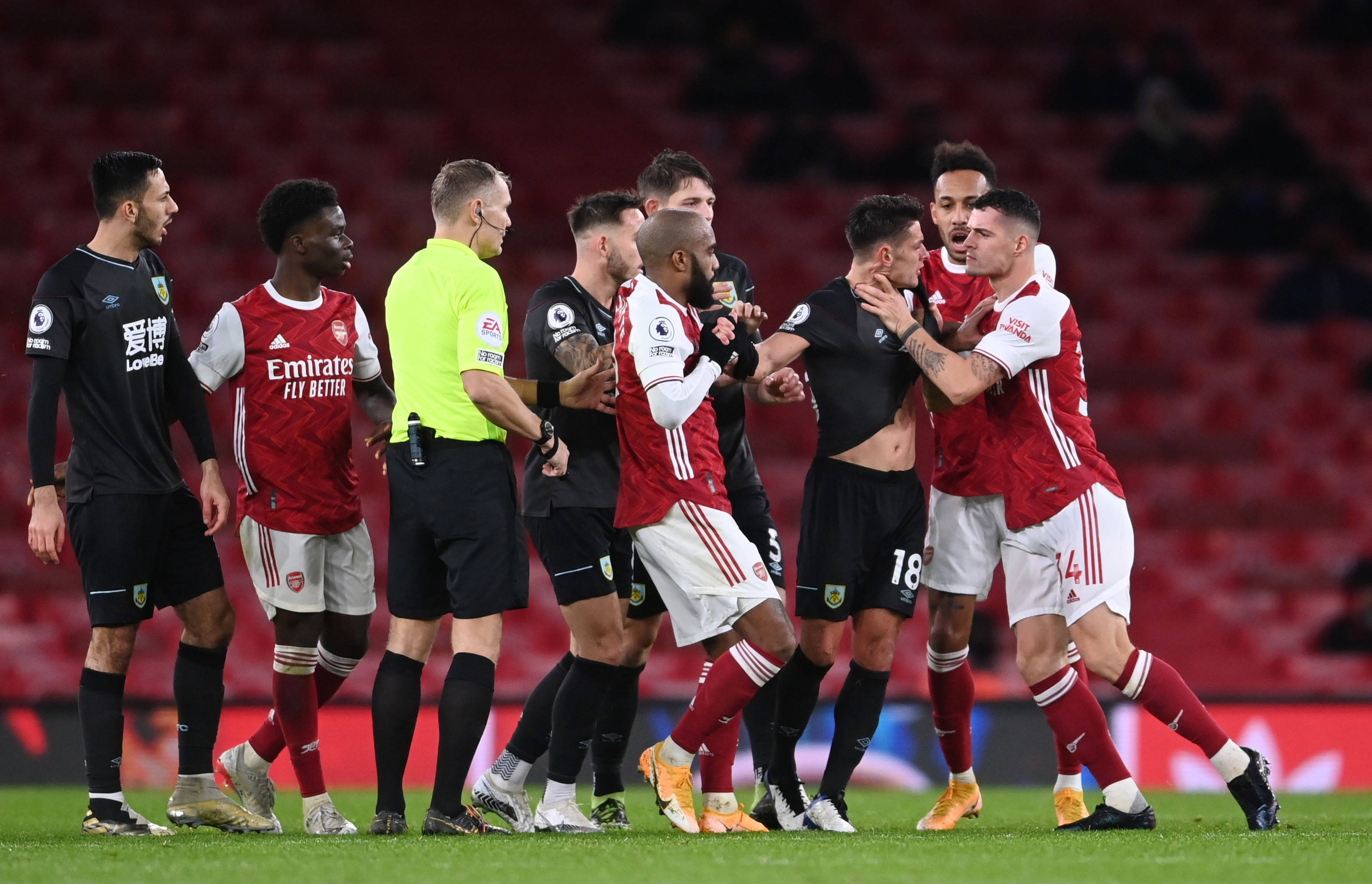 但由于皇马 但由于皇马