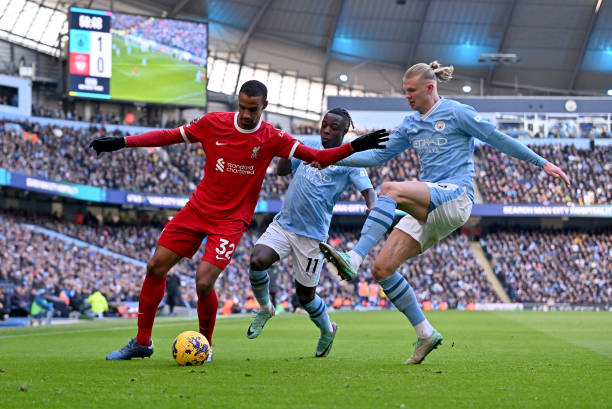 她在开局阶 她在开局阶